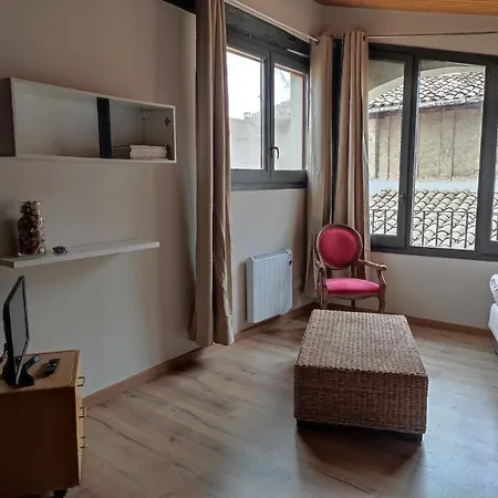 3 Atic Acollidor Al Centre De - Aptgarbi Apartment