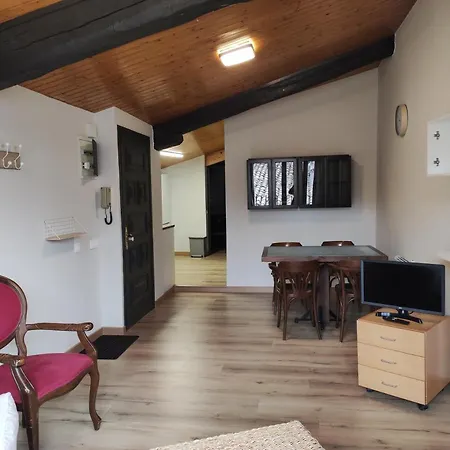 Apartment 3 Atic Acollidor Al Centre De - Aptgarbi *